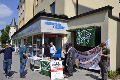 CallshopMeeting1.JPG